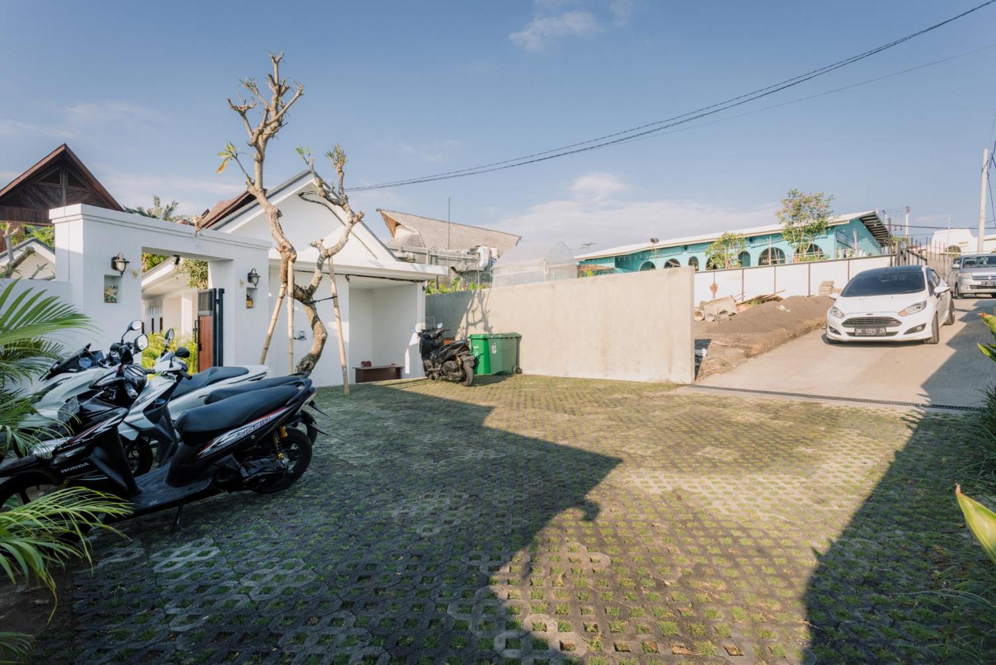 Sari Uma Canggu By Hospitality Bali Exterior foto